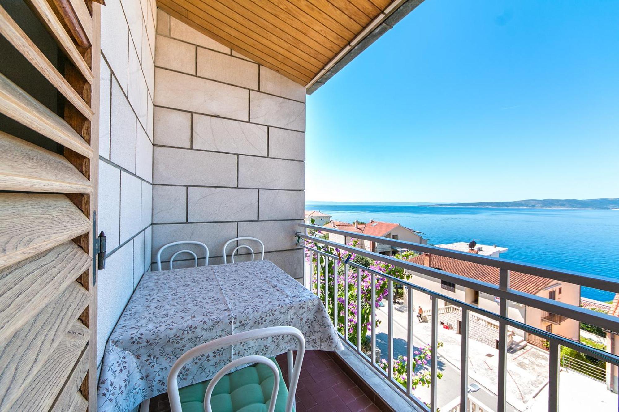 Apartments And Rooms By The Sea Brela, Makarska - 2752 المظهر الخارجي الصورة