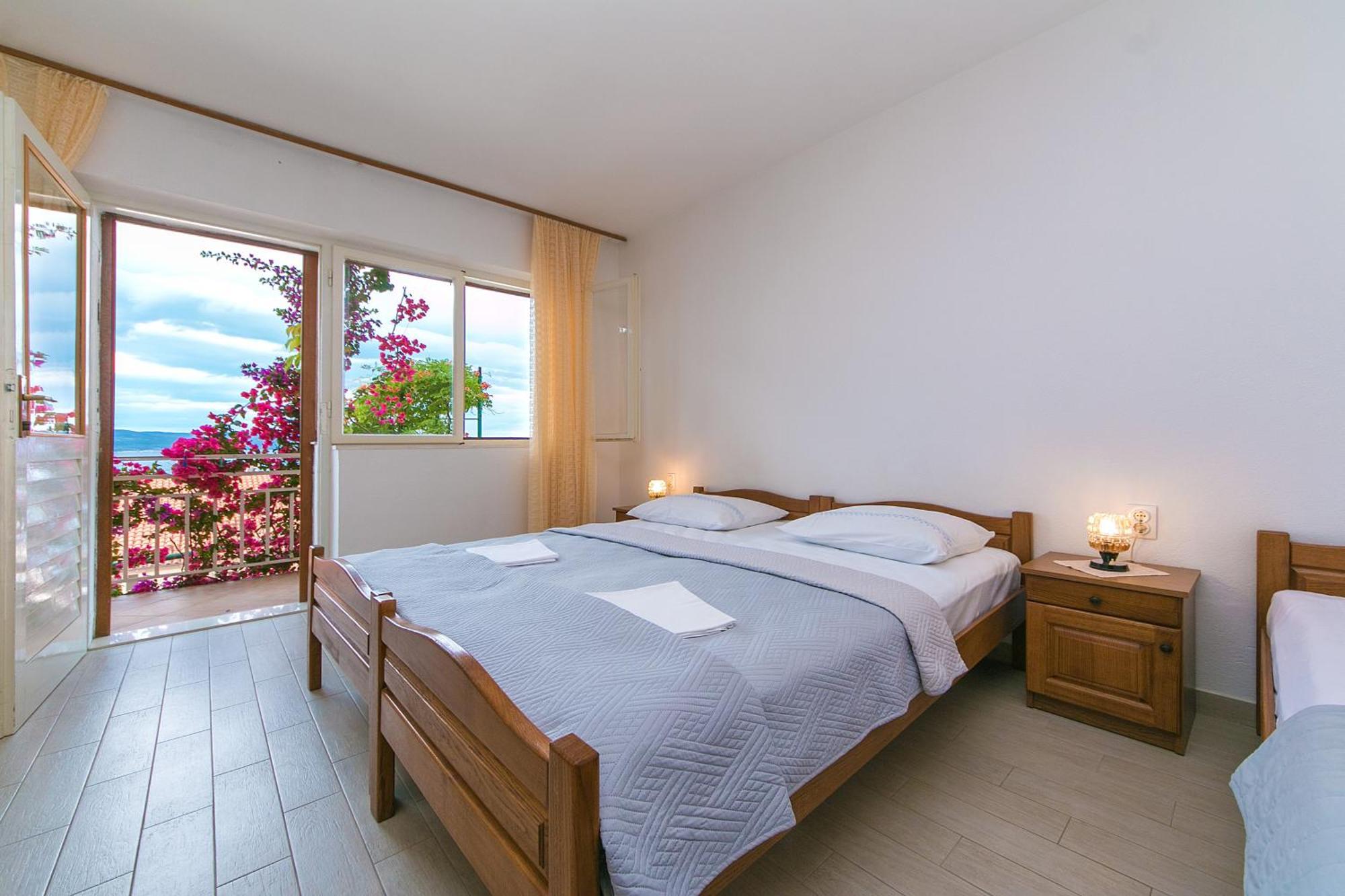 Apartments And Rooms By The Sea Brela, Makarska - 2752 المظهر الخارجي الصورة