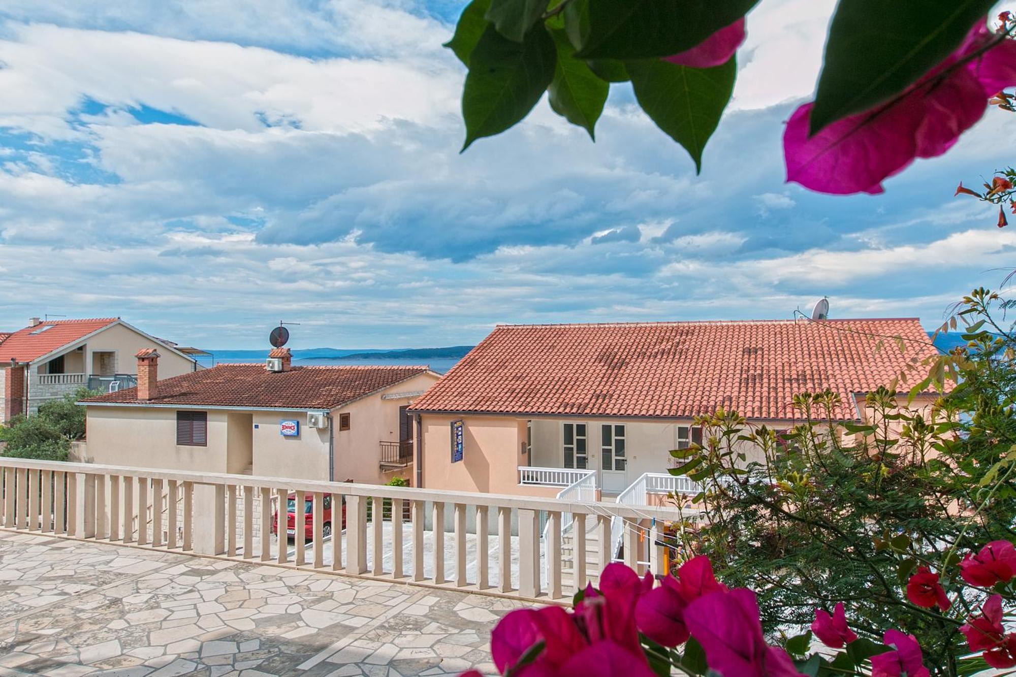 Apartments And Rooms By The Sea Brela, Makarska - 2752 المظهر الخارجي الصورة